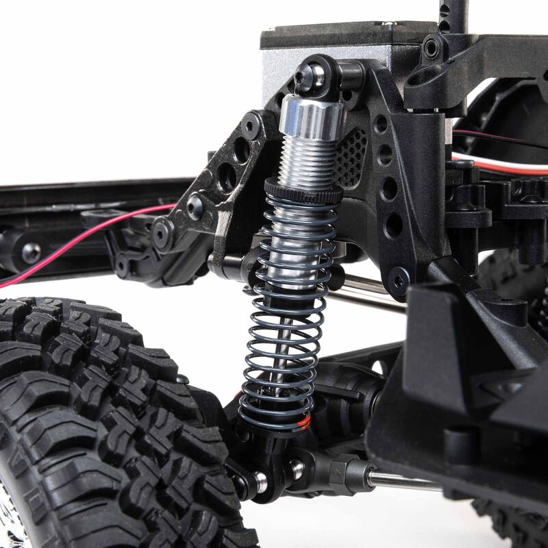 Axial 1/10 SCX10 III Base Camp 1982 Chevy K10 4X4 RTR