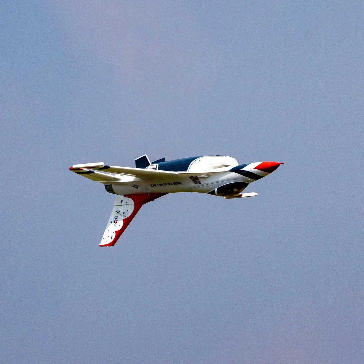 F-16 Thunderbirds 80mm EDF BNF Basic with AS3X and SAFE Select - EFL87950