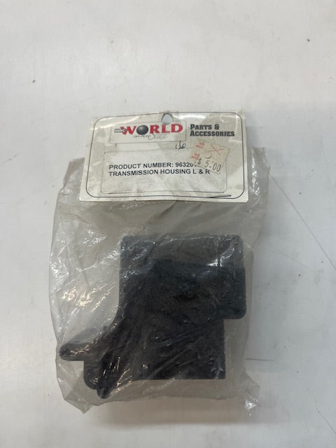 MRC-9632019 Transmission housing L & R