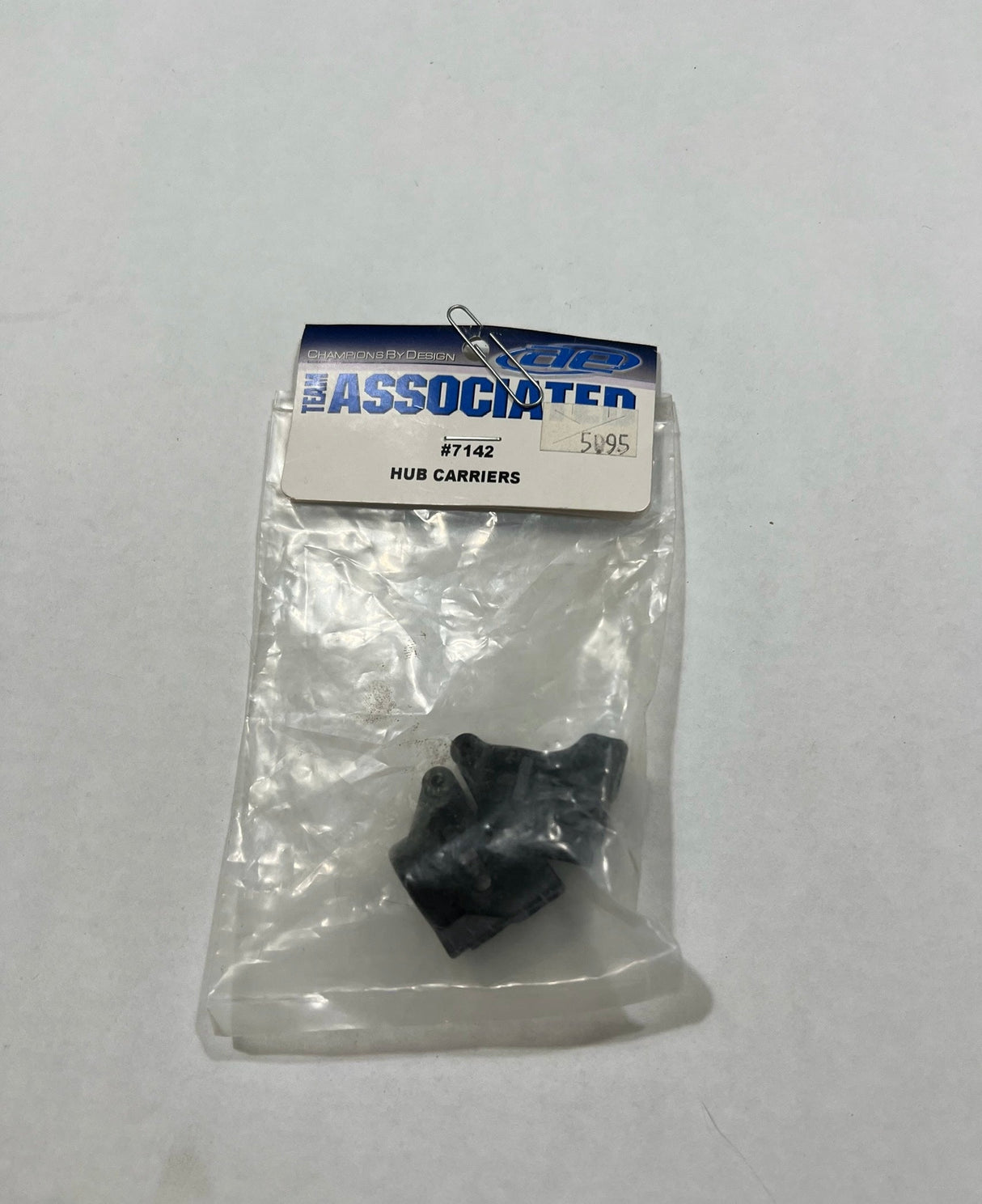 HUB CARRIERS-ASC7142