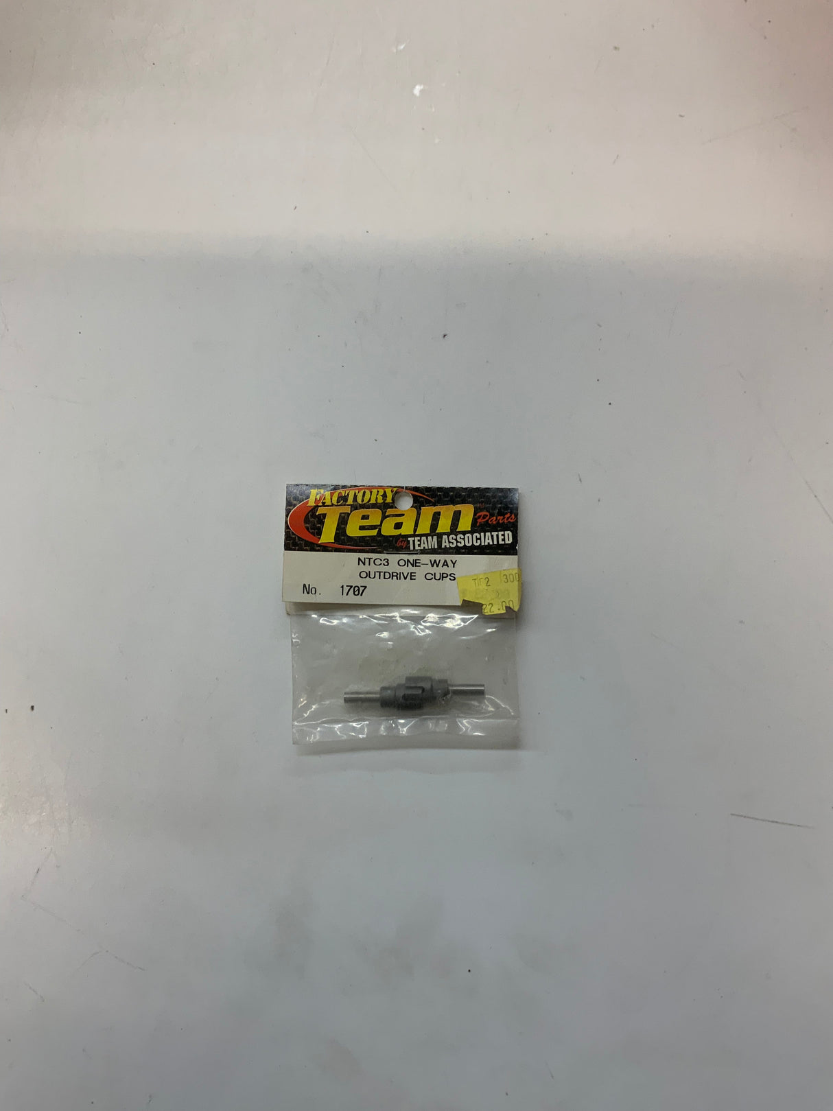 Team Associated 1707 NTC one way outdrive cups