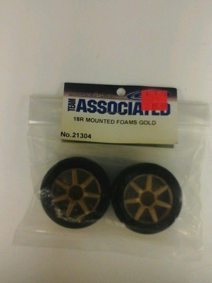 Associated 18R Mounted Foams(Gold) 21304