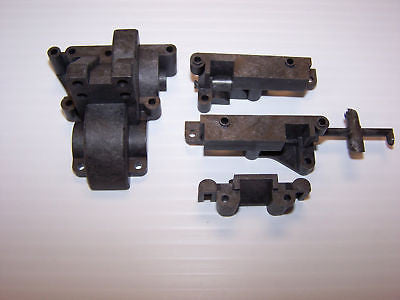 YOKOMO MR-4 TC REAR BULKHEAD SET GRAPHITE #ZS-300RTG