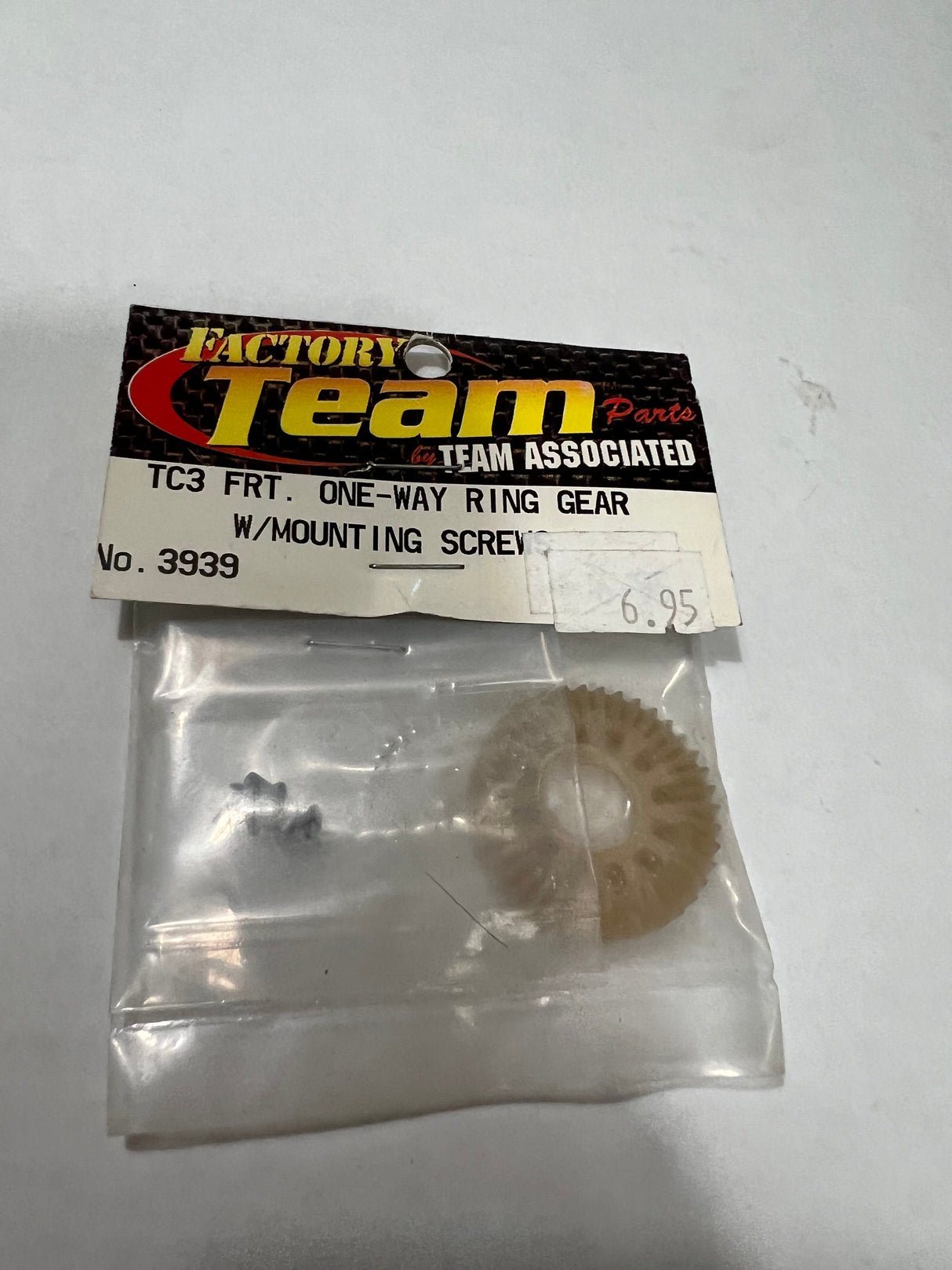 TC3 FRT. ONE-WAY RING GEAR W.MOUNTING SCREWS-ASC3939