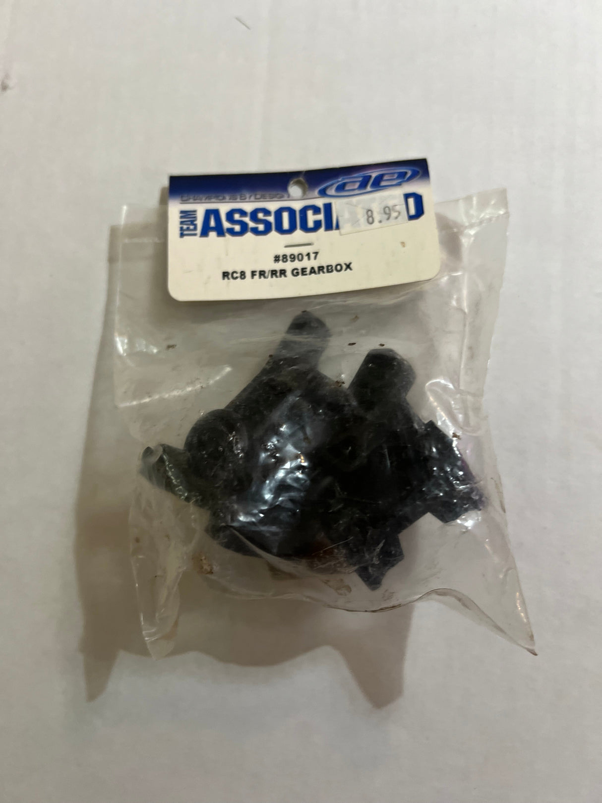 RC8 FR/RR GEARBOX-ASC89017