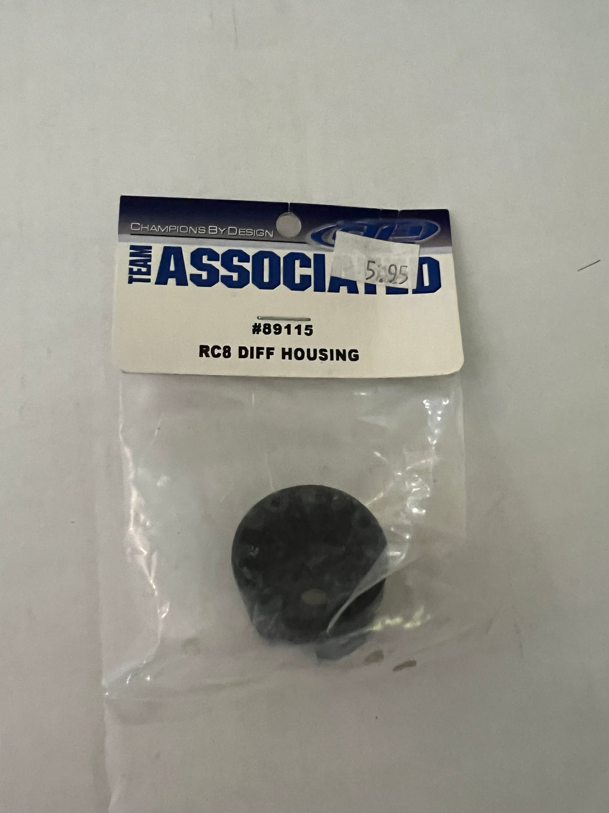 RC8 DIFF HOUSING-ASC89115