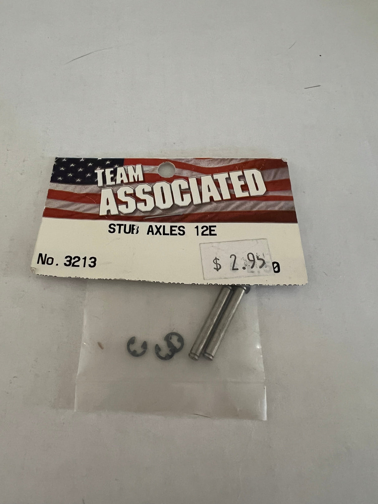 STUB AXLES 12E-ASC3213