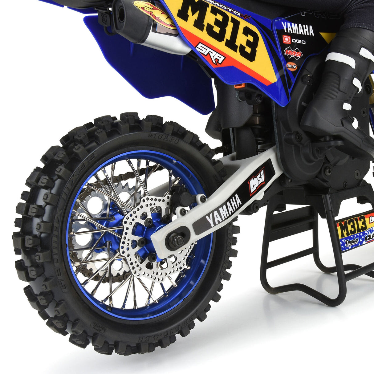 Pro-Line 1/4 Dunlop Geomax MX33 V2 CR4 Rear Tire